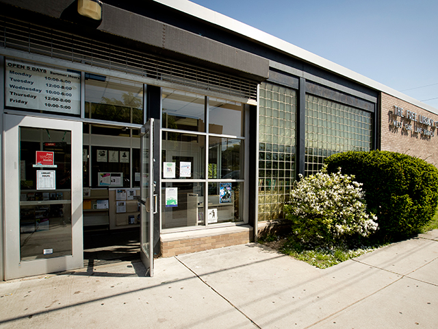 West Oak Lane Library