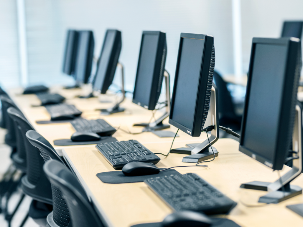 Join the Field Teen Center for a series of free digital literacy workshops focusing on topics like AI, online privacy, scams, and more.