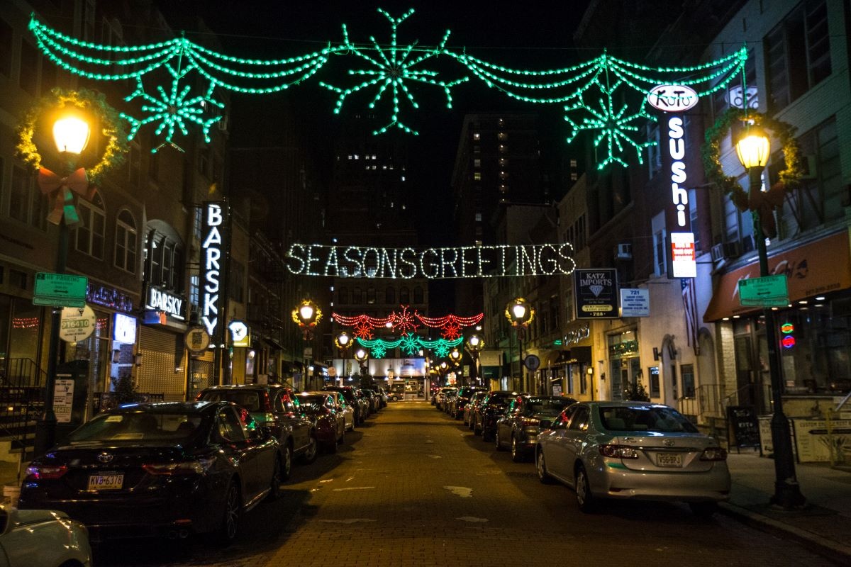 Jeweler's Row is one of many commercial corridors in Philadelphia with a beautiful holiday light display.