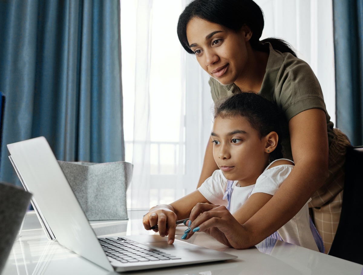 Both the Free Library and School District of Philadelphia have online resources and tools to assist in your child's education. 
