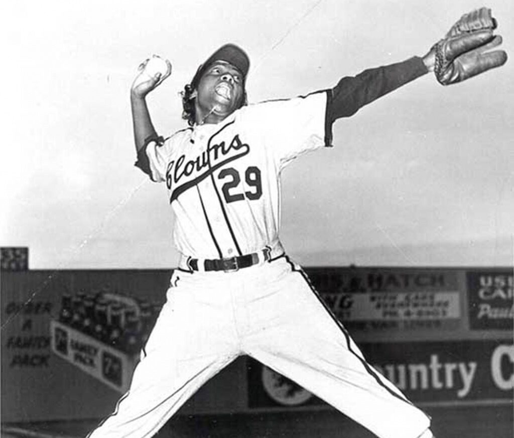 Toni Stone, playing for the Indianapolis Clowns, 1953.