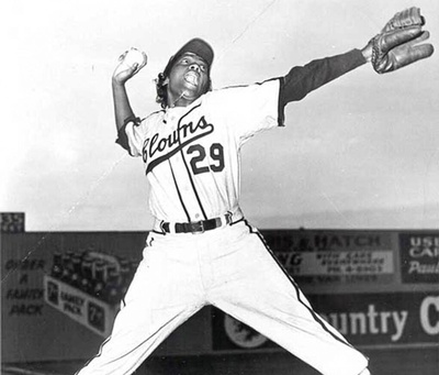 Toni Stone, playing for the Indianapolis Clowns, 1953.